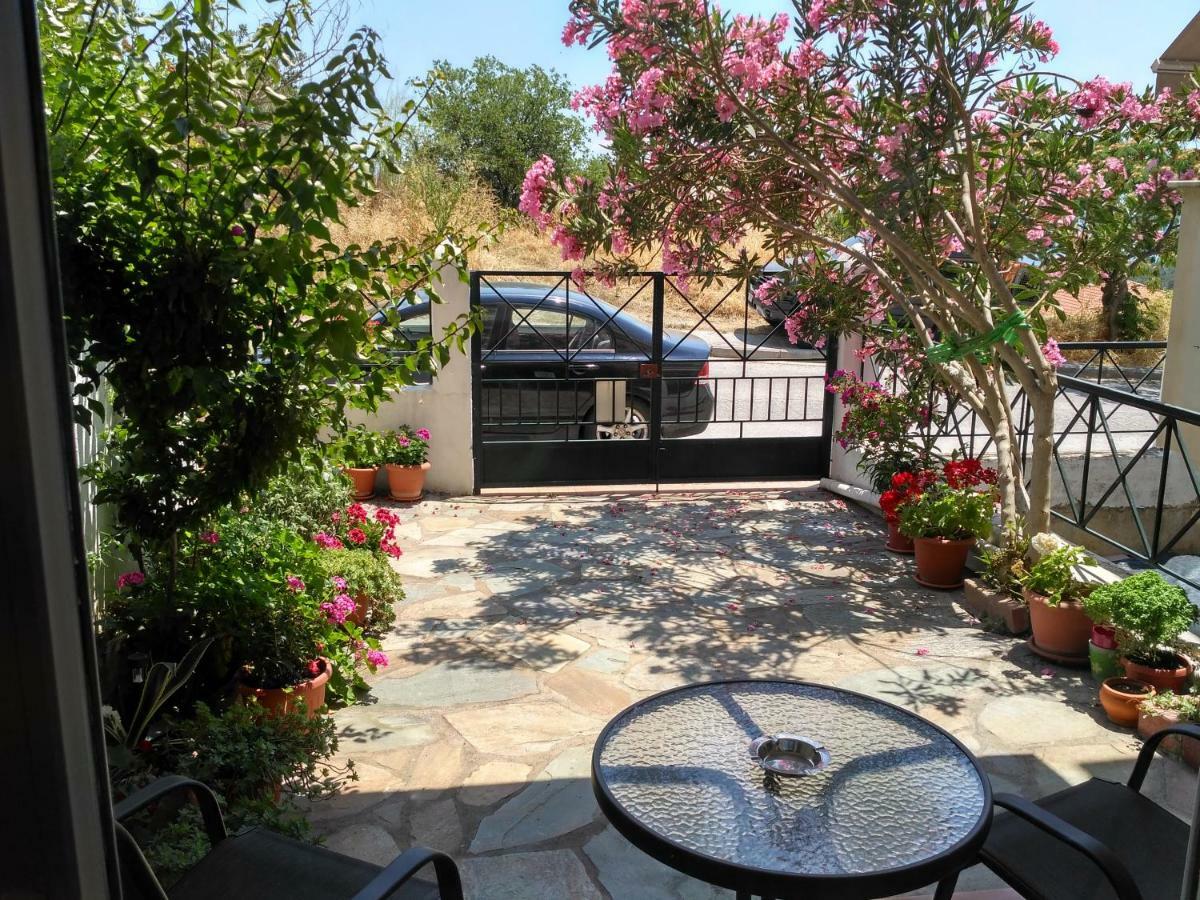 Vasileia' S Brand New House Apartment Kavála ภายนอก รูปภาพ