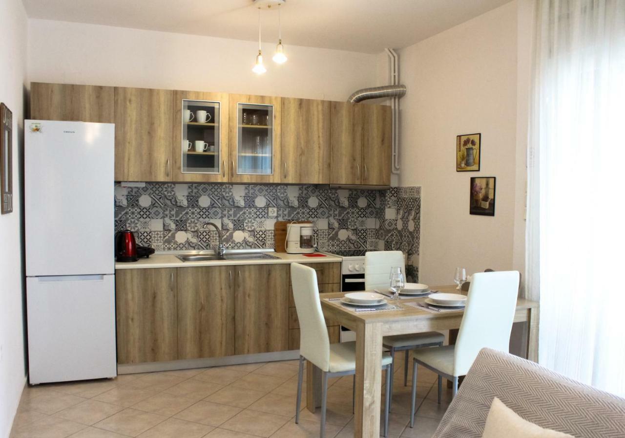 Vasileia' S Brand New House Apartment Kavála ภายนอก รูปภาพ